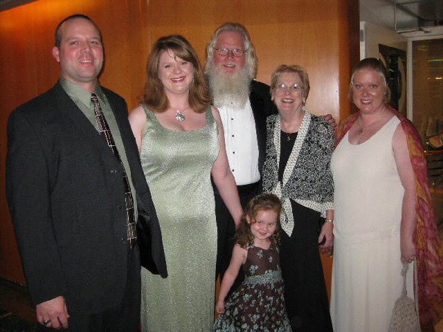 Lee Edlund and Family